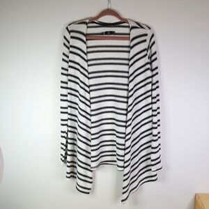Volcom long sleeve waterfall open front striped sweater Size small EUC 🎯